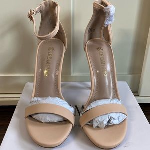 Tan size 5.5 dreams pair heels. Brand new, never been worn